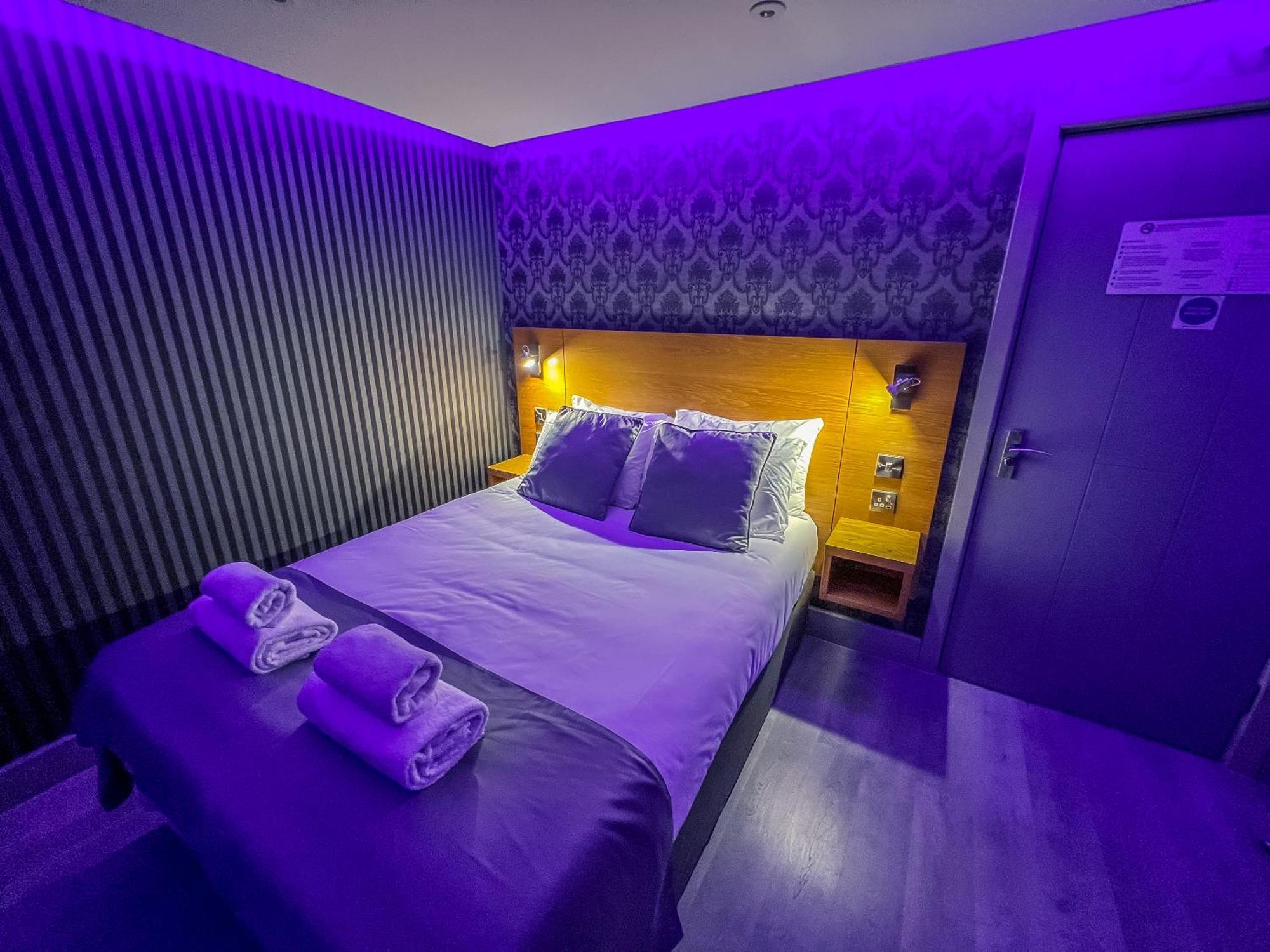Quayside Hotel & Bar Бостон Экстерьер фото
